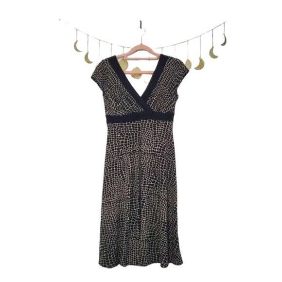Van Heusen Dresses & Skirts - Van Heusen Pebble Print Dress